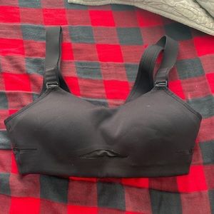 lululemon athletica sports bra size 34B